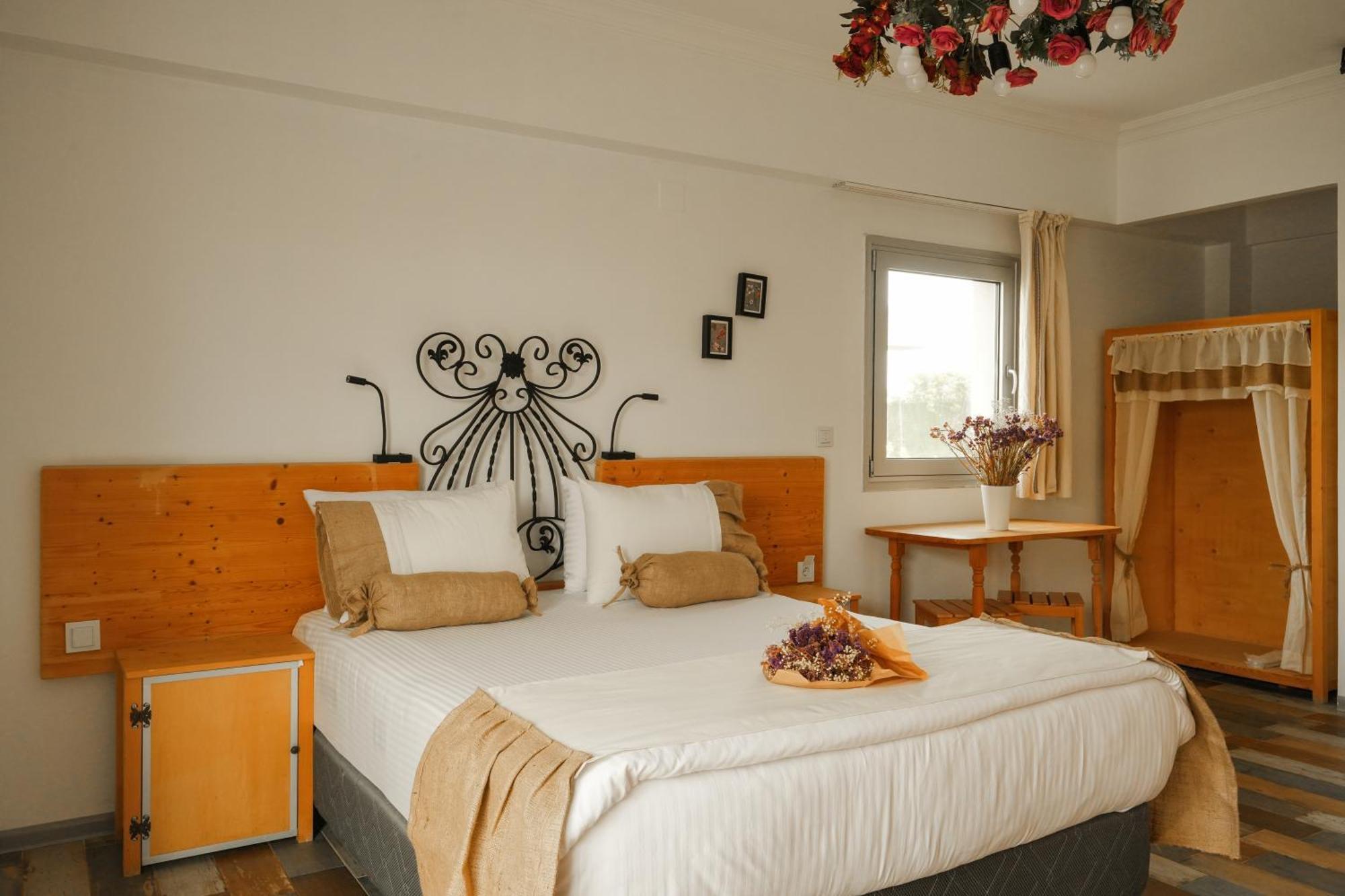 La Vida Otel Urla Exterior photo